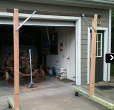 Gantry Crane By Davidf Homemade Gantry Crane Constructed From 4x4 Lumber And Powered By A 1 Ton Hoist Utilizes A 6 10 Lengt Gantry Crane Crane Crane Lift