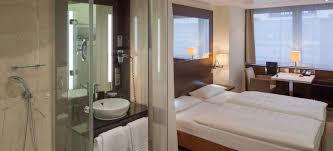 It is within walking distance to the brandenburg gate, tv tower, reichstag and unter den linden. Standard Zimmer Park Inn By Radisson Berlin Alexanderplatz