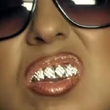 Carrie Becker (@verradeemylo) • Threads, Say more