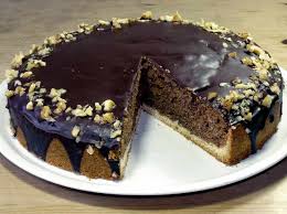 Saftiger Nusskuchen Rezept Mit Schokolade Guss Schmand Ganache Und Murbeteig Rezept Nusskuchen Rezept Nusskuchen Kuchen