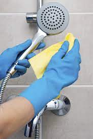 How to clean a shower head. How To Clean Your Shower Head Easily And Effectively