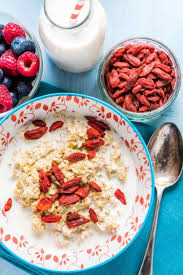 Ses antioxydants empêchent l'oxydation du cholestérol et la formation de plaques d'athérome. Baies De Goji Sechees Comment Utiliser Au Mieux Ce Fruit Miraculeux