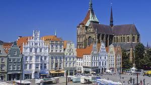 Museen und kirchen, den rostocker zoo, der botanischen garten und viele anderen. Rostock Sehenswurdigkeiten In Der Hansestadt Ndr De Ratgeber Reise Mecklenburgische Ostseekuste