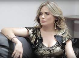 Sara uribe biografía y wikipedia información. Sara Uribe Cuanto Mide Biografia Novio Wiki Hijos Edad Embarazada
