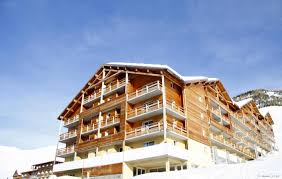A 10h pour la météo la foux d'allos, quelques précipitations de neige pourraient faire leurs apparitions sous un ciel relativement chargé. Val D Allos La Foux Avis Station Ski Domaine Meteo Sejour