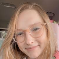 Jen Pence's Instagram, Twitter & Facebook