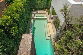Vegetation Offering Privacy In Contemporary Modern Mansions By Amit Apel Design Sua California Sheltering Backyard Landscaping Ideas 52 Homesthetics Inspiring Ideas For Your Home