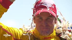 Ryan Hunter-Reay and Helio Castroneves Battle in 2014 Indy 500