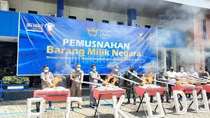 Meminta dukungan terhadap polri berkaitan dengan menaikkan pnbp. Bea Cukai Kudus Musnahkan 14 Ton Rokok Ilegal Awal Id