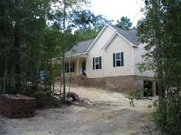 I'm building a new house in pittsburgh pa. Side Entry Basement Garage Without A Crazy Slope Off Of Front Or Back Porch House Plan App Modern House Plans House Plans Farmhouse