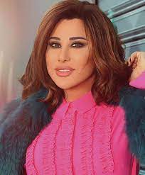Karam has created her style which blends traditional and contemporary arabic music and has helped spread the lebanese dialect in arabic music. Ø£Ø¨Ø±Ø² ØµÙŠØ­Ø§Øª Ø£Ù„ÙˆØ§Ù† Ø§Ù„Ø´Ø¹Ø± ÙÙŠ 2020 Ø¨ÙŠÙ† Ø§Ù„ØºØ±Ø§Ø¨Ø© ÙˆØ®ÙŠØ§Ø± Ø§Ù„Ù†Ø¬Ù…Ø§Øª Ø§Ù„Ø£Ù†ÙŠÙ‚ Laha Magazine