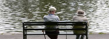 En 2018, vous lui verserez à compter d'octobre 781 € nets soit une augmentation de 15€ nets mensuels environ. La Hausse Des Taux Ameliorera T Elle Les Rentes Le Temps