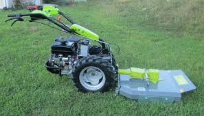 The main difference between this tool and the common garden tiller is the position of the blades, which are placed at the back of the machine. Pin On Grillo Tractor