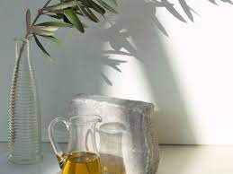 Mar 20, 2021 · fancy peasant is pushing the boundaries of the olive oil category not only in terms of quality and taste but also in terms of packaging aesthetic. Ask A Derm Should You Be Using Olive Oil For Your Skin