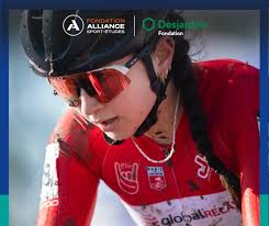 Un premier de plusieurs records de l'heure au vélodrome Sylvan Adams🔥🙌  ➡️Le 30 novembre dernier, Sylvan Adams tentait de battre le record du monde  de l'heure sur piste dans la catégorie 65