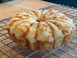 Plus, the addition of vanilla bean and raspberry icing is irresistible! Chicken Bread Bun Seriousketo