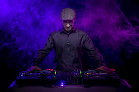 Event & hochzeits dj für ulm & alb donau. Dj Plattenkratzer
