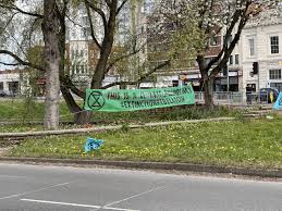 Pictures: Extinction Rebellion pitch illegal camp