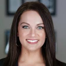 Mindy Webb's Instagram, Twitter & Facebook