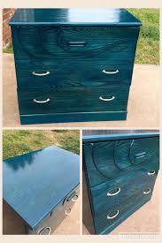 High Gloss Finish Furniture On Chalk Paint Diy Pour On How To Paint A Mylistoflists Com Staining Furniture Paint Furniture Easy Home Decor
