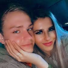 cade dixon (@boxerdog00)