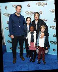 Mariska hargitay is happily married with three children and doesn't plan on adding to her family any time soon. Mariska Hargitay Attends Star Studded Circus And Brings Along Her Three Kids Wstale Com