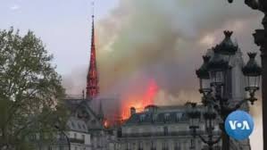 Des milliers de nouvelles images de grande qualité ajoutées chaque jour. Gigantesque Incendie A La Cathedrale Notre Dame De Paris