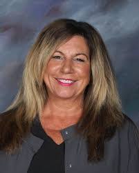 Luann Lewis's Instagram, Twitter & Facebook