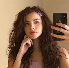 Barrettes Are Back Hair Styles Aesthetic Hair Clip Hairstyles