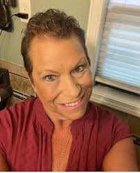 Where to find nice wigs for breast cancer patients near Mobile, Alabama?