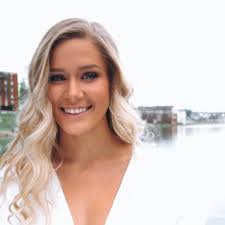 Macy Rhodes (@MacyRhodes)