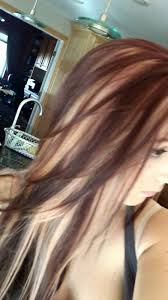 Like this titian sombre in which titian hair is paired with strawberry highlights. Violet Red Hair With Chunky Blonde Highlights Hair Chunky Blonde Highlights Hair Color Highlights
