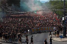 Live streaming για αγώνες ποδοσφαίρου του στοιχήματος για όλες τις διοργανώσεις του κόσμου. Rvkykpdo Smuqm