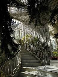 Jardins D Hiver Entre Ombre Et Lumiere Des Mots Et Merveilles In 2020 Architecture What Is A Conservatory Winter Garden