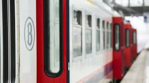 Bruxelles bénéficie de nouvelles haltes à tour ettaxis (non loin du site éponyme), ainsi que de germoir, sur la nouvelles gares rer bruxelloises le 14 décembre 2015, la sncb et les autorités. Sncb Le Futur Rer Bruxelles Ottignies Pourrait Etre Pret Pour 2021
