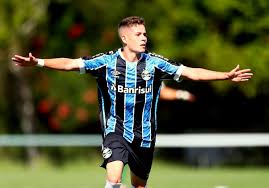 E um dos tentos anotados foi uma pintura, no ângulo do goleiro vascaíno, que nada pôde fazer. Gremio Se Impoe E Vence Vasco Da Gama Pelo Brasileirao Sub 20