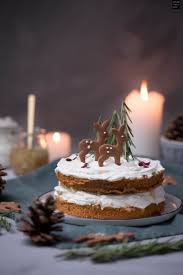 Spekulatius Torte Mit Quark Und Lebkuchen Rehen Fraulein Meer Backt Weihnachtliche Kuchen Und Torten Kuchen Und Torten Torten Rezepte Weihnachten