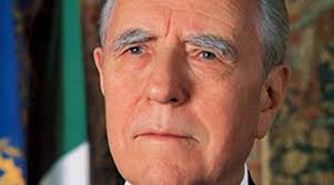 Carlo azeglio ciampi ( i̇talyanca telaffuz: Carlo Azeglio Ciampi Former Italian President And Premier Dies Eurasia Review