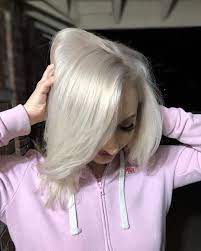 Synthetic hair item type:short body wavy wig lace wig type: Stark White Hair Is The Hair Color Trend We Never Saw Coming Hair Color Trends White Hair Color Hair Color