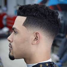 El desvanecimiento comienza en la zona baja de la cabeza. Corte Mid Fade Bajo The Best Drop Fade Hairstyles