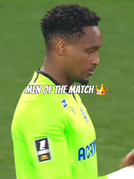 Donovna Léon 🧤🧱🇬🇫 #goalkeeper #save #edit #ajauxerre #donovanleon  #ligue1 #CapCut