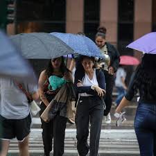 Alerta de ressaca do mar e ventos fortes em SP; veja áreas afetadas