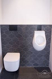 maatwerk badkamer design wandcloset mat wit design urinoir mat wit design bedieningsplaten mat zwart excellencebadkamer badkamer badkamer showroom toilet