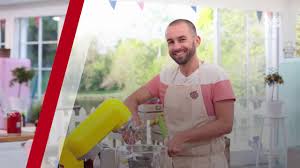 We don't have any reviews for le meilleur pâtissier. Le Meilleur Patissier Qui Est Le Deuxieme Candidat Elimine De La Saison 7 Youtube