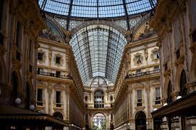 Transfers, aufstellungen, spielplan und ergebnisse zu ac milan bei 90min. 10 Facts About Milan Insights And Local Guides Meininger Hotels