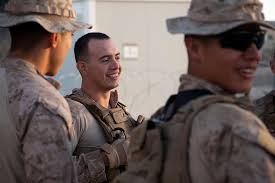 Морские пехотинцы США приписаны к объединенной противотанковой группе  (CAAT)