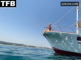 See Justine Lupe Nude - Porn Photos & Videos XXX 2025