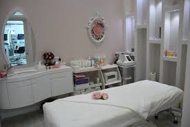Download in under 30 seconds. 500 Beauty Salon Pictures Hd Download Free Images On Unsplash