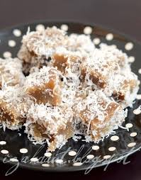 Tekstur kuih kaswi ini tak terlalu keras dan masih bergoyang. Izah Muffin Lover Kuih Kaswi Gandum