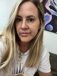 Hi everyone. I'm Ricky Wolf, 60 years old, happily divorced dad of two  great girls, and a real estate broker. If its